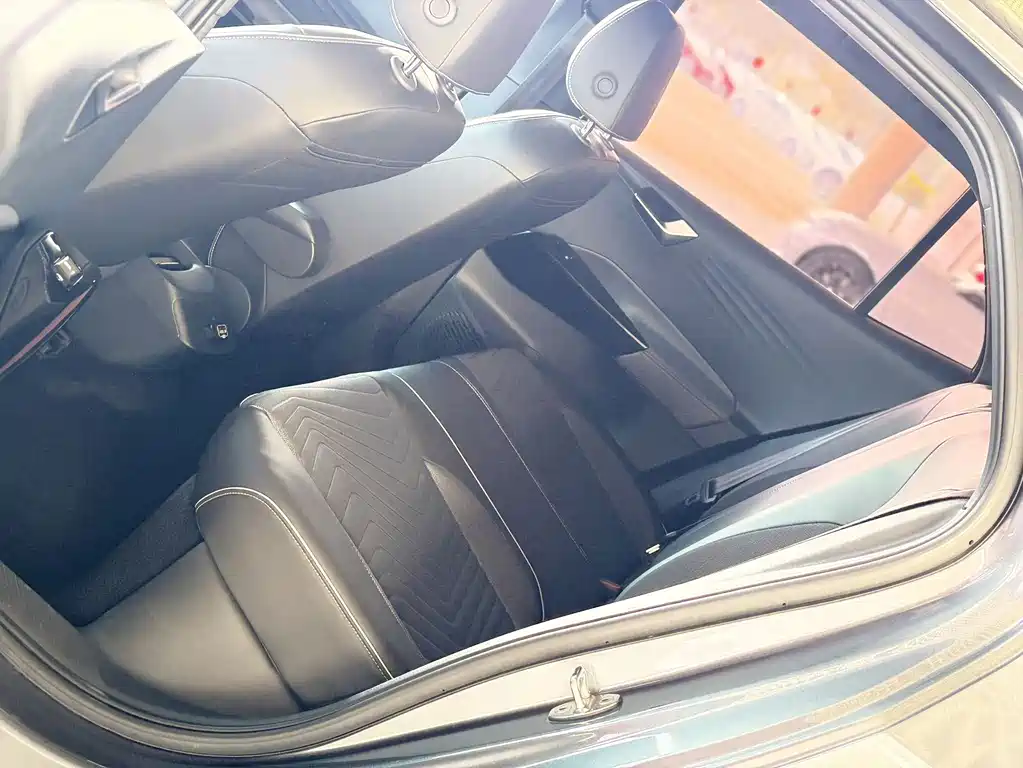 Volkswagen ID.3 — миниатюра 13