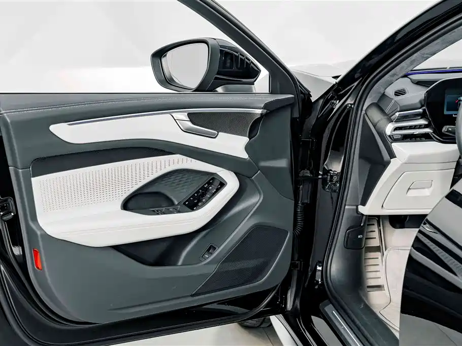 Audi A6L — миниатюра 18
