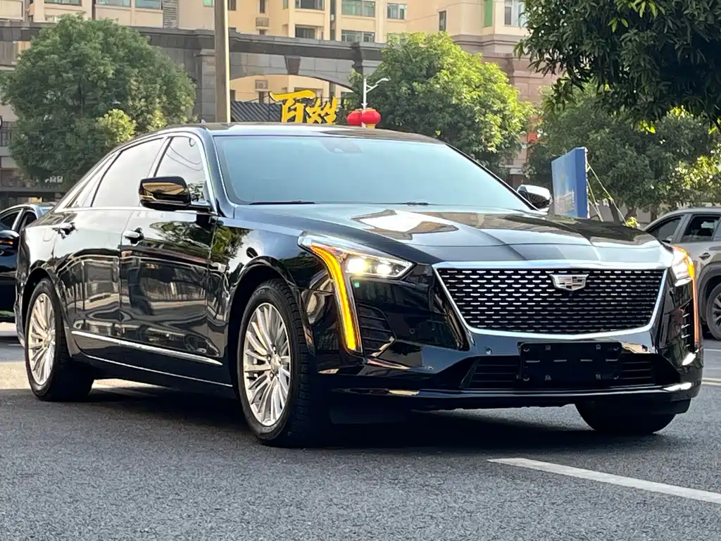 CADILLAC CT6