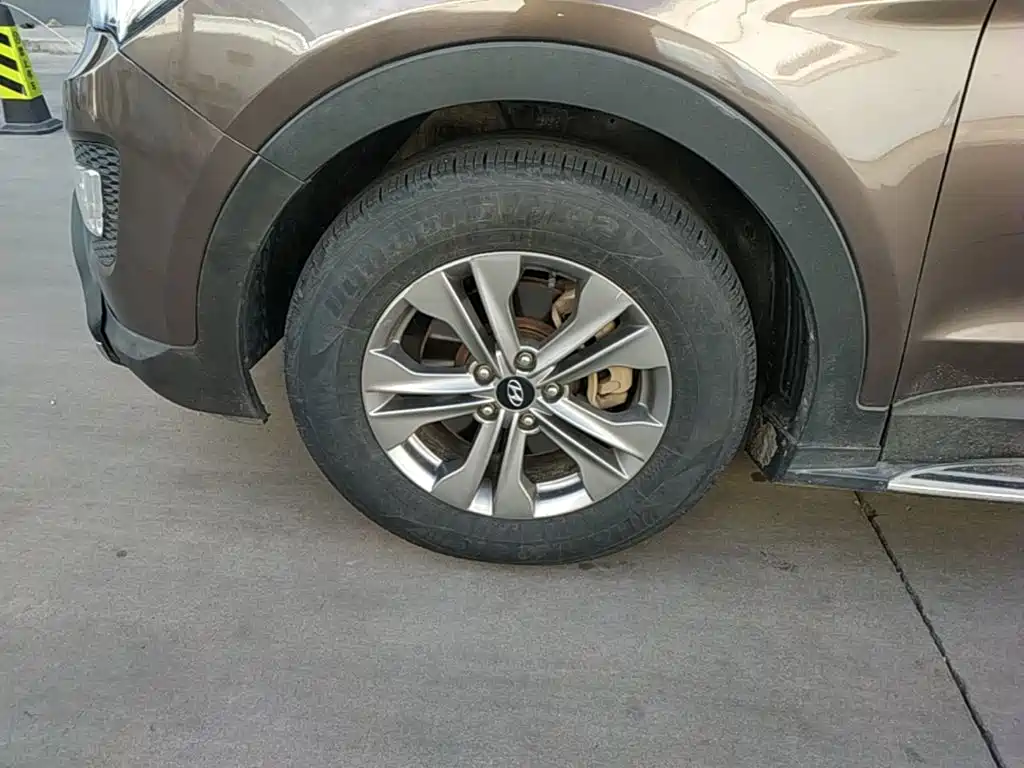 Hyundai Santa Fe — миниатюра 23