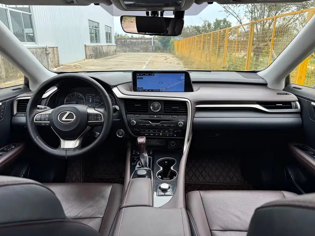 Lexus RX — миниатюра 5