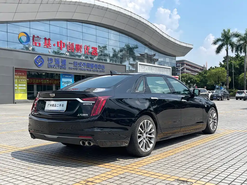 Cadillac CT6 — миниатюра 8