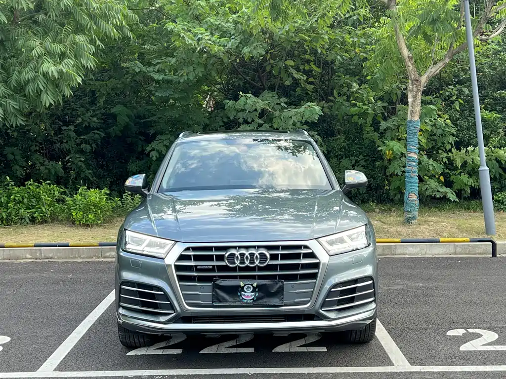 Audi Q5L — миниатюра 2