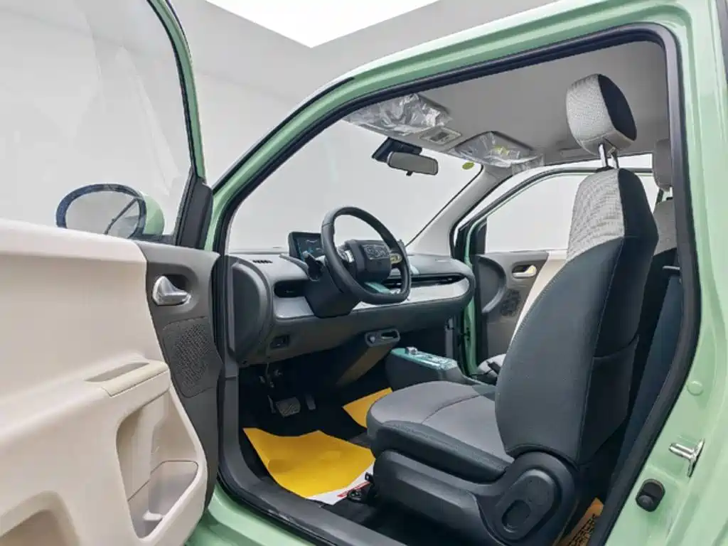 CHANGAN CHANGAN LUMIN