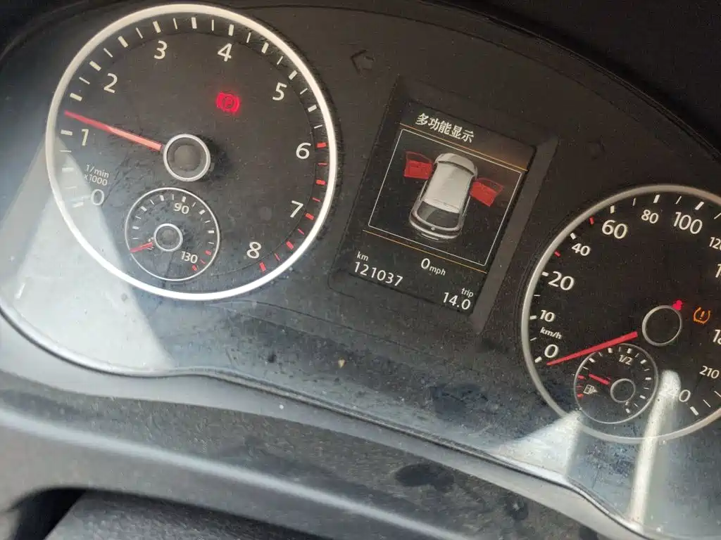 Volkswagen Tiguan — миниатюра 8