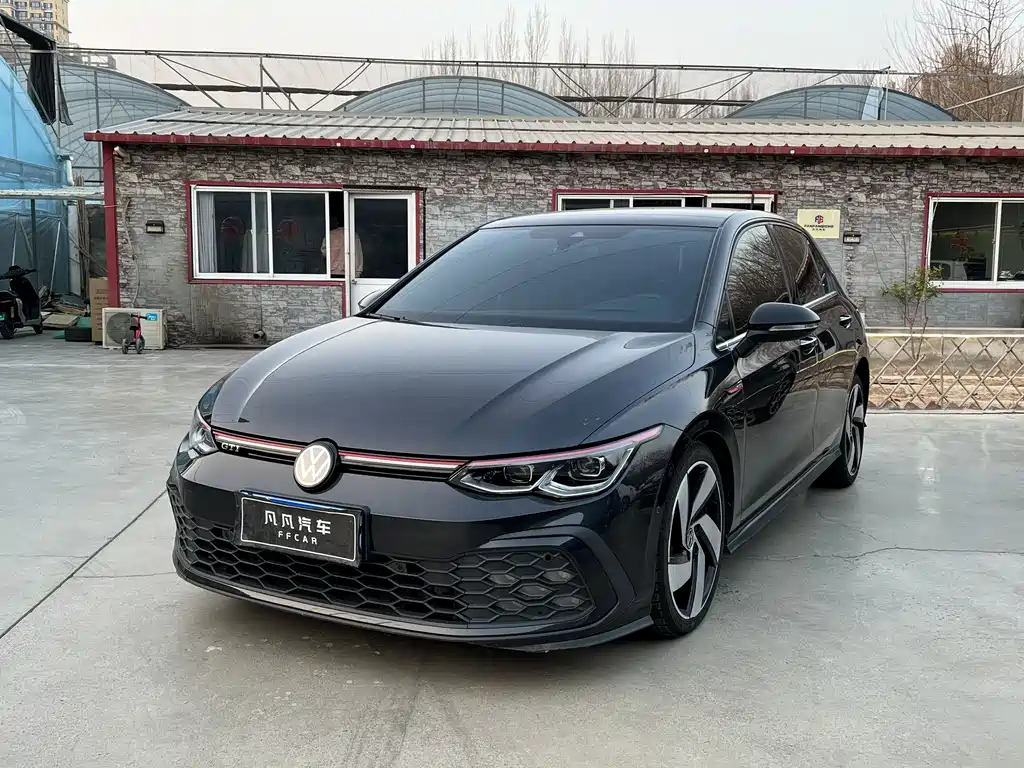 VOLKSWAGEN GOLF GTI