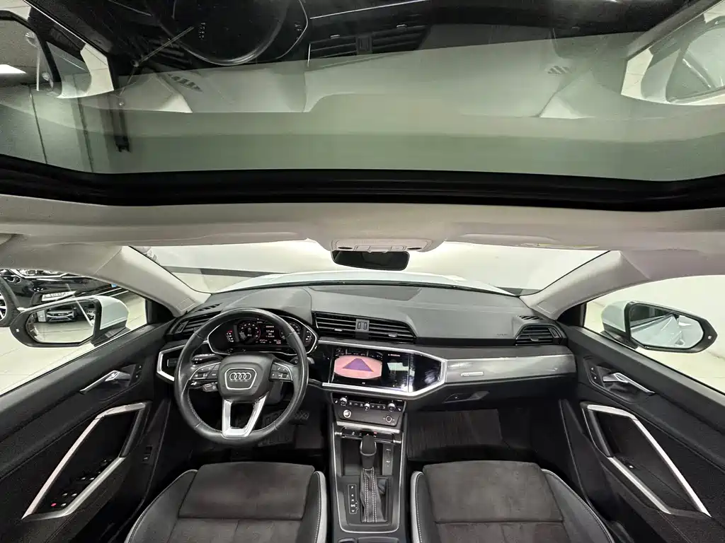 Audi Q3 — миниатюра 14