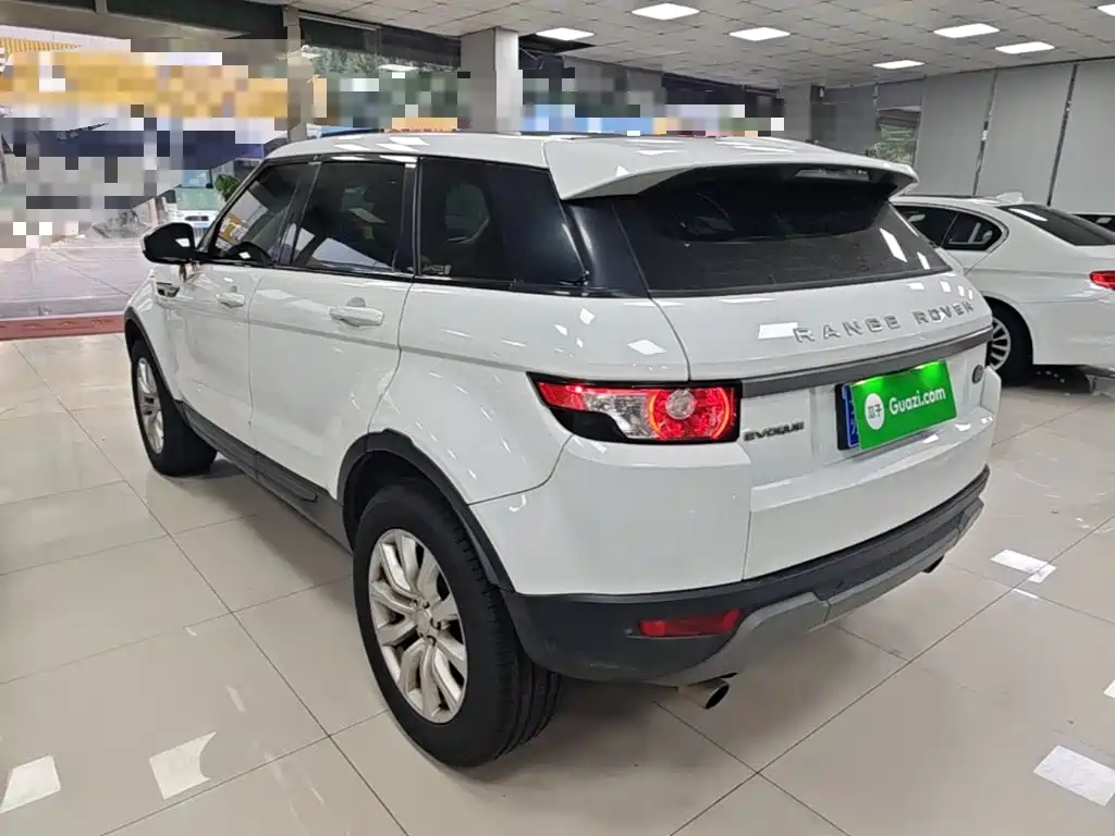 Land Rover Evoque — миниатюра 5