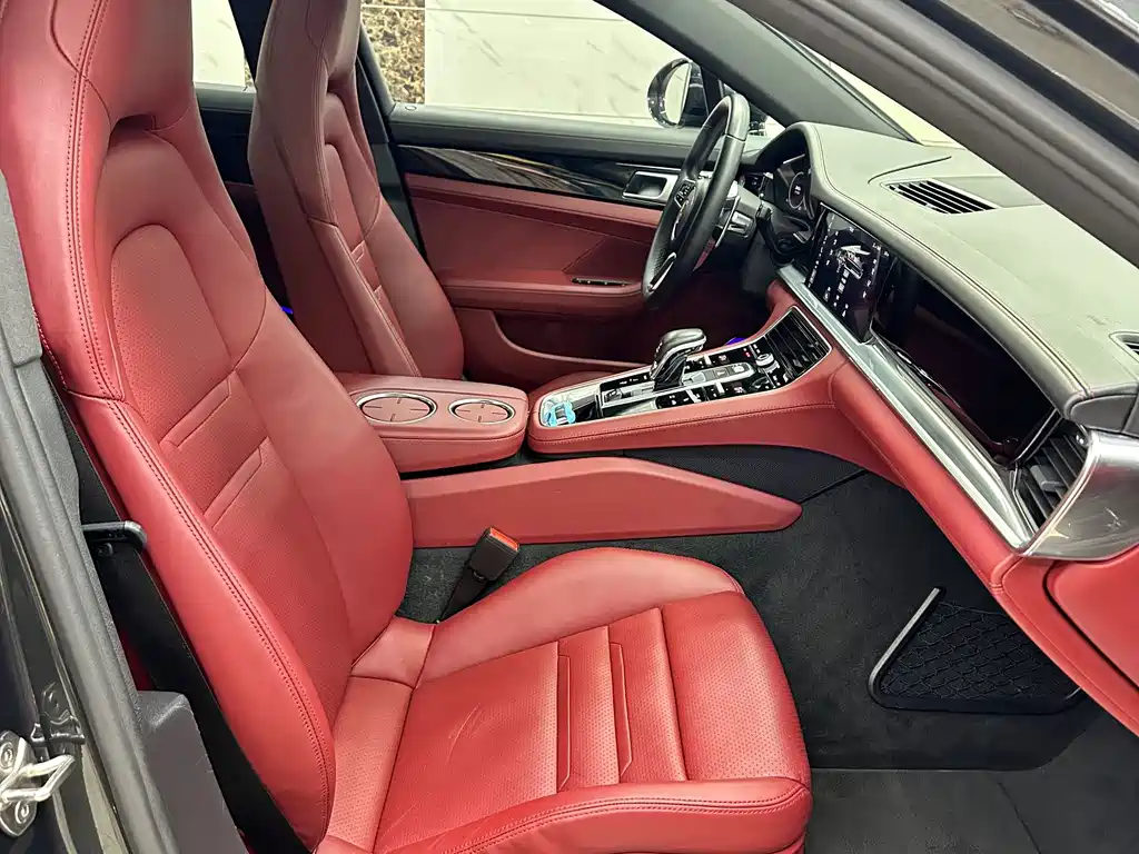 Porsche Panamera — миниатюра 12