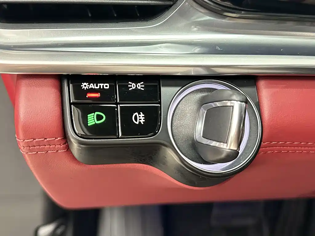 Porsche Panamera — миниатюра 21