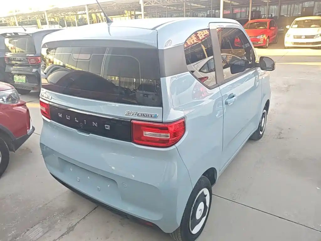 Wuling MINIEV — миниатюра 7