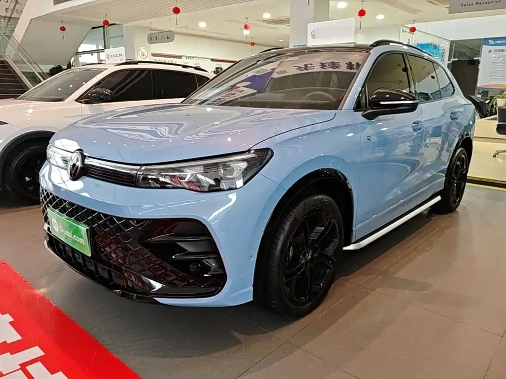 Volkswagen Tiguan L — миниатюра 2