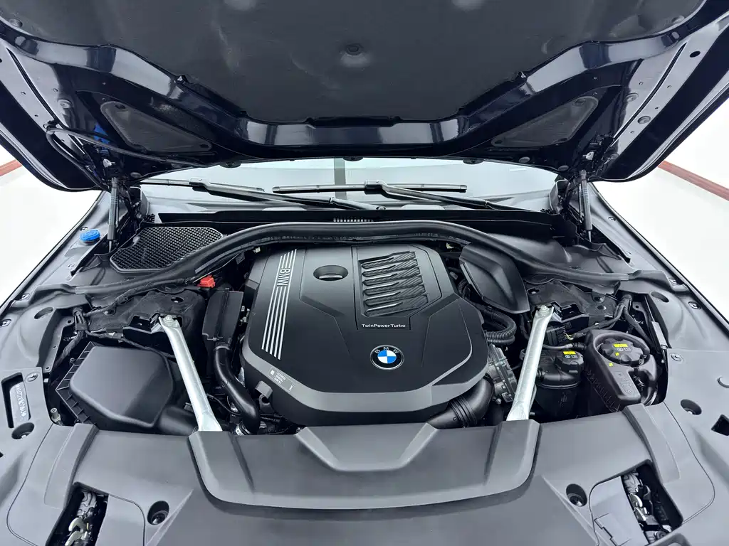 BMW 7 Series 2021 — фото 18