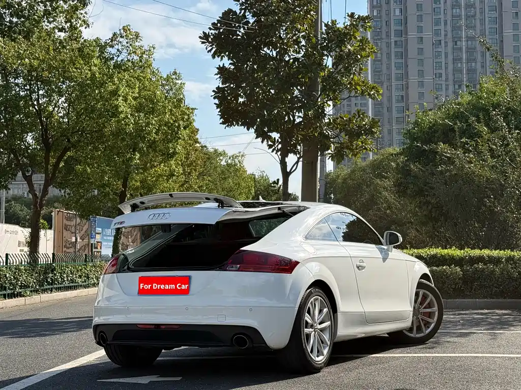 Audi TT — миниатюра 6
