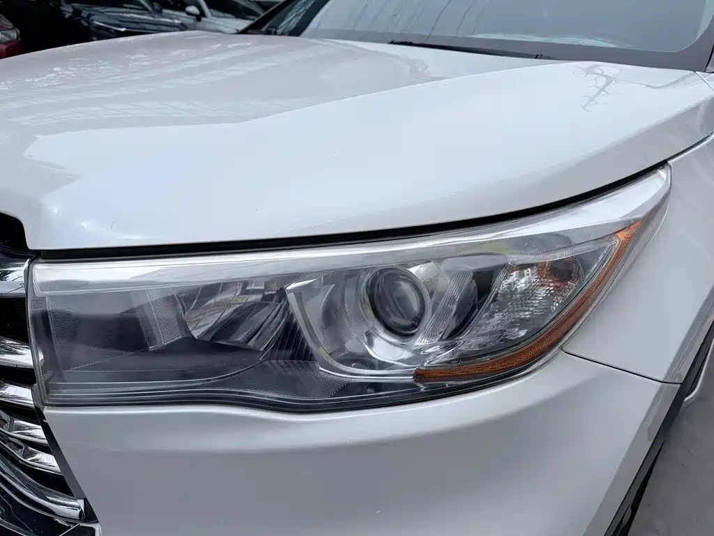 Toyota Highlander — миниатюра 2