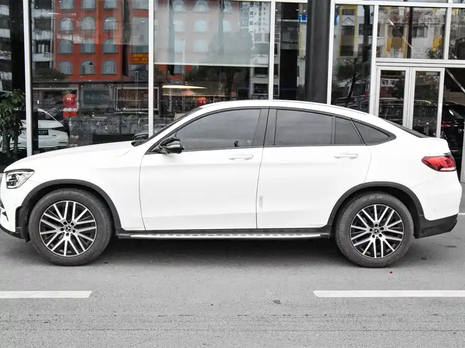 MERCEDES-BENZ GLC COUPE