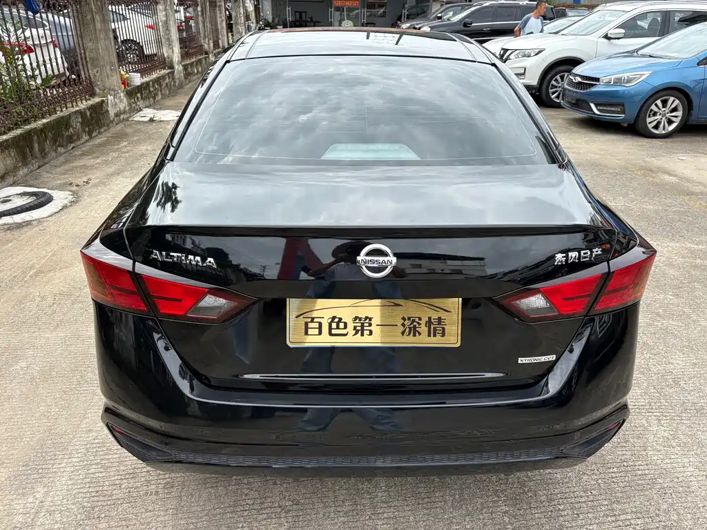 Nissan Teana — миниатюра 8