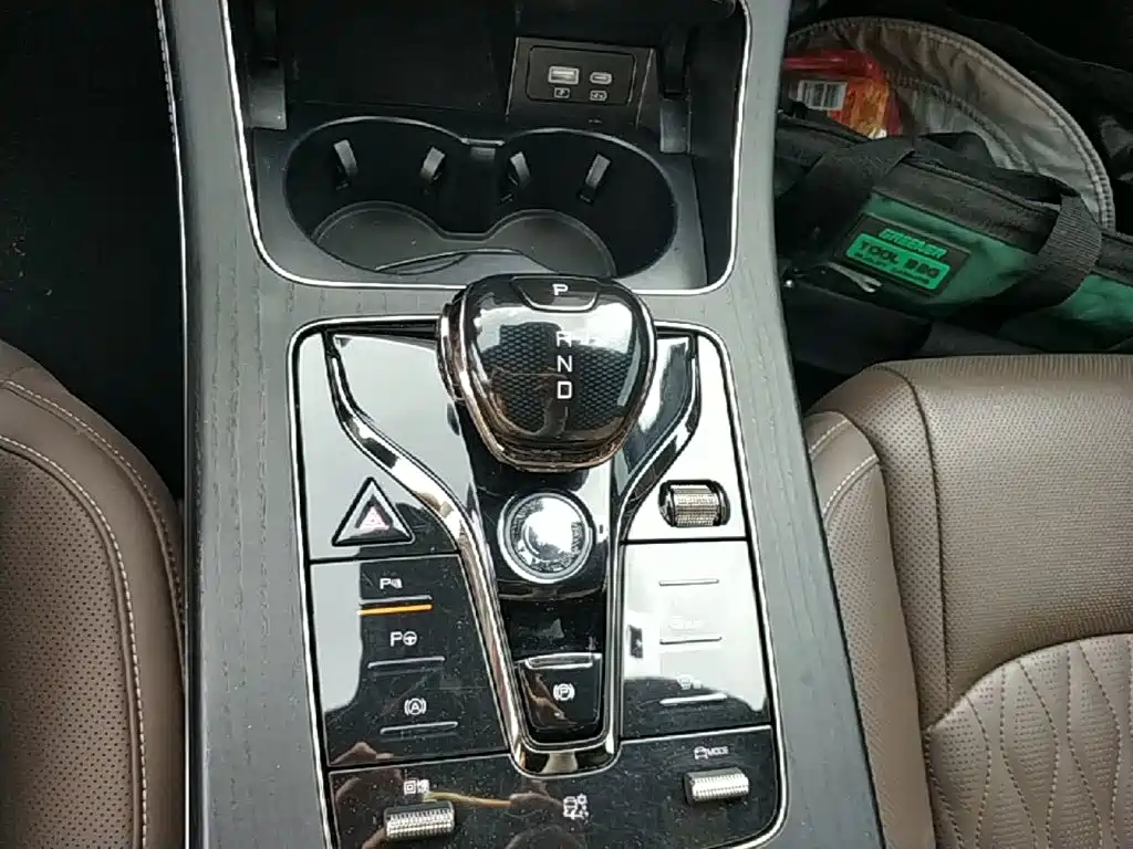 BYD Han — миниатюра 14