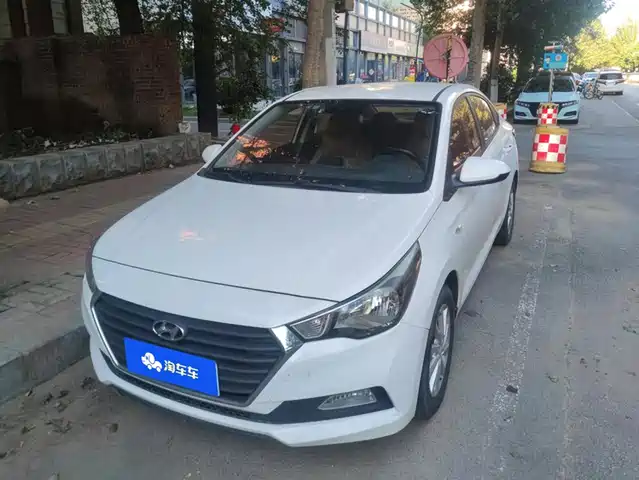 Hyundai Verna