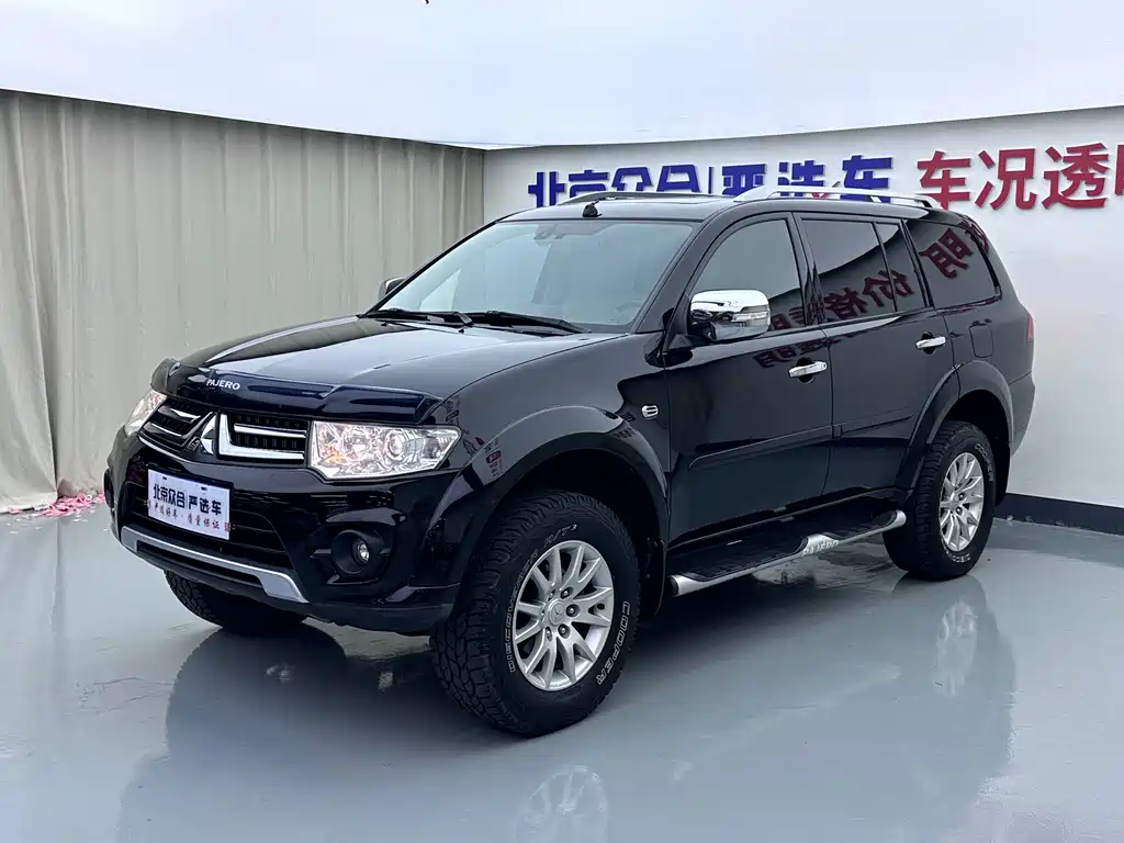 Mitsubishi Pajero Sport