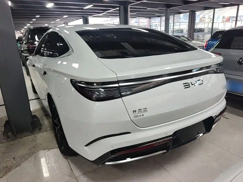BYD Seal — миниатюра 5
