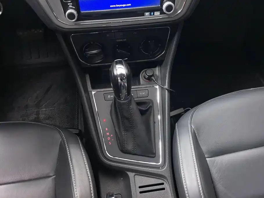 Volkswagen Lavida — миниатюра 16