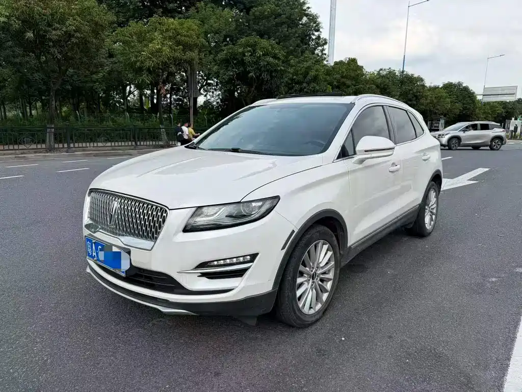 Lincoln MKC 2019 2.0T Premium V