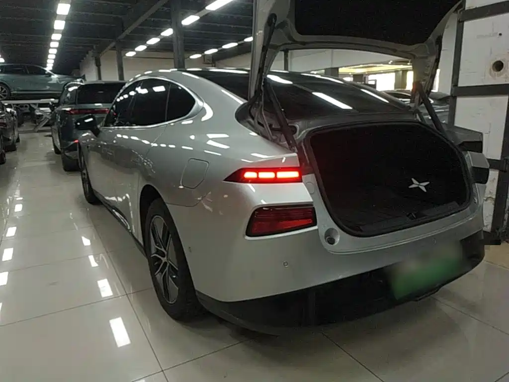 XPeng P7 — миниатюра 5