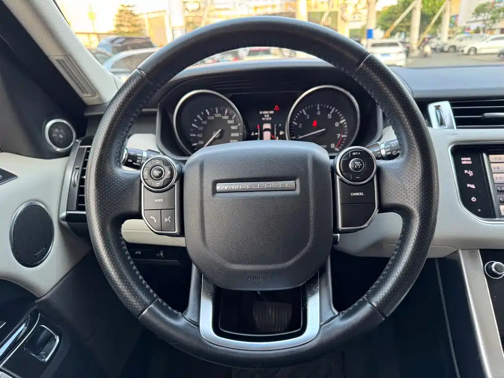 Land Rover Sport — миниатюра 15