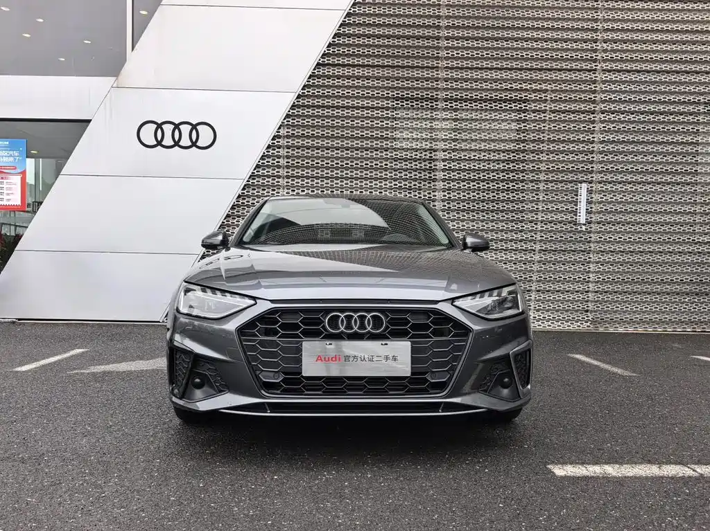 Audi A4L 2020 40 TFSI Luxury