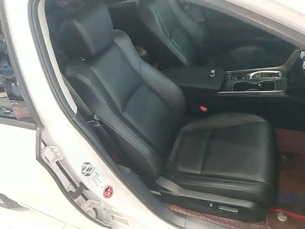 Honda Accord — миниатюра 25