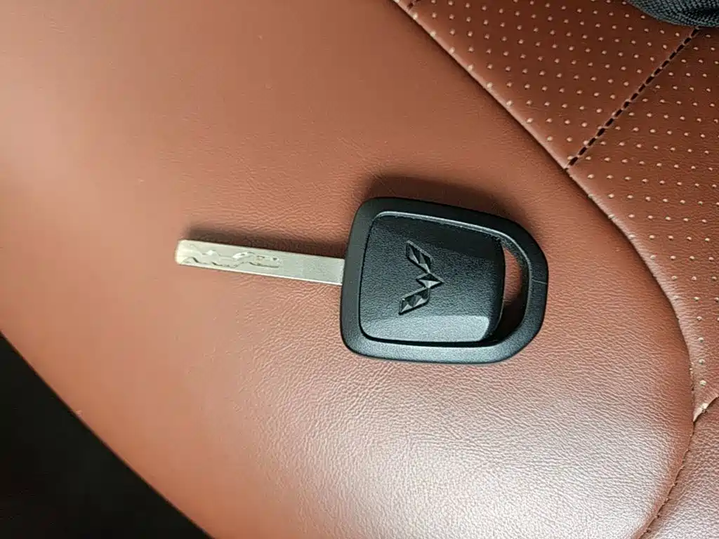 Wuling MINIEV — миниатюра 9