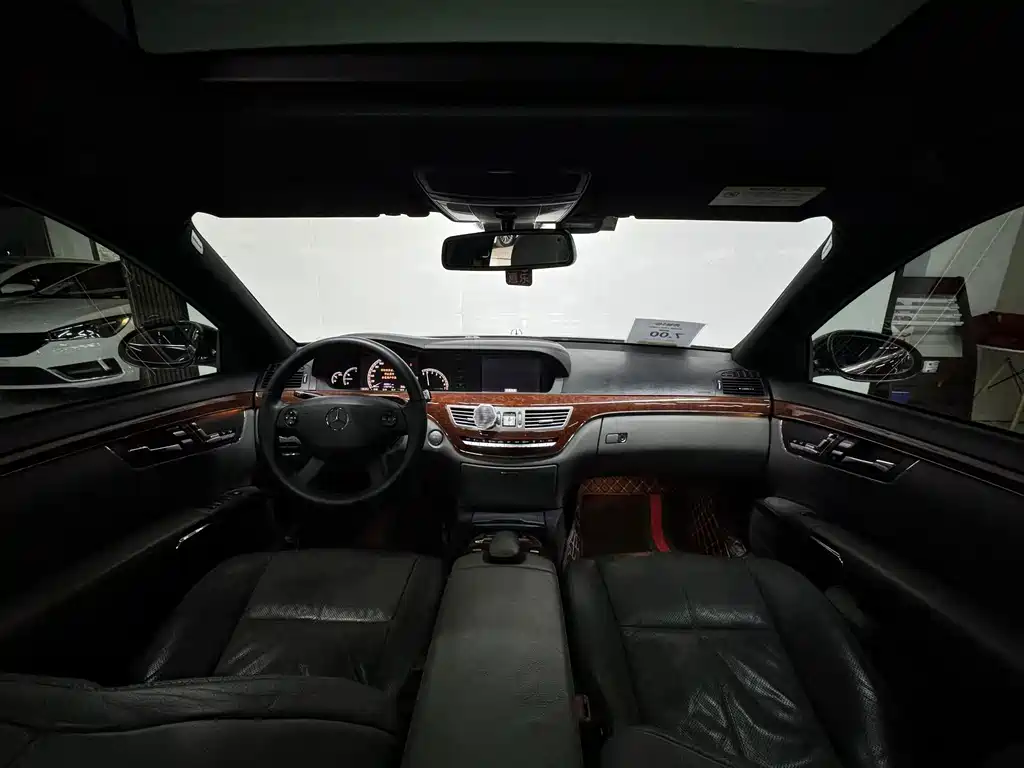 Mercedes-Benz S-Class — миниатюра 8