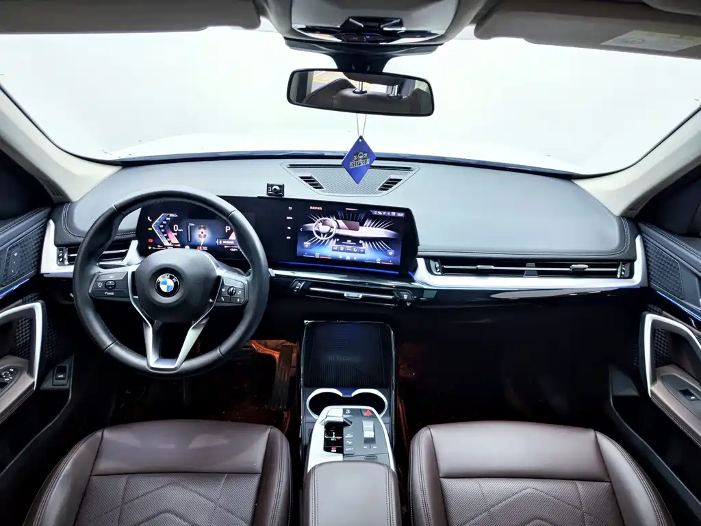 BMW X1 — миниатюра 6