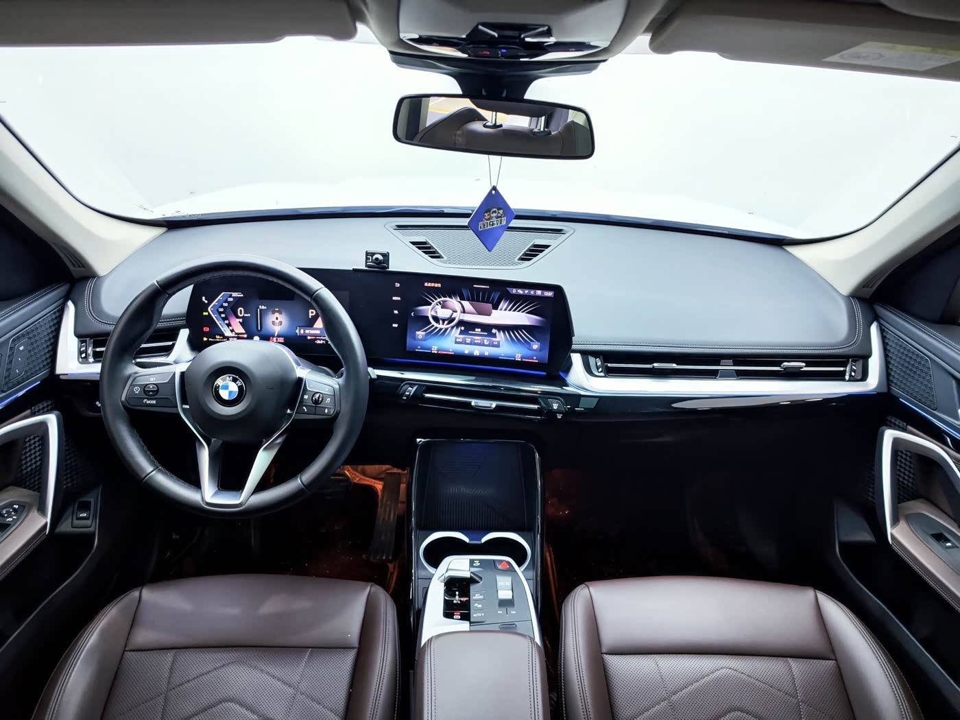 BMW X1 1.5 л 2023 г. Белый, пробег 31000 км