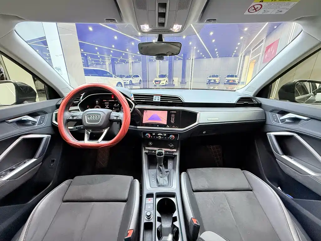 Audi Q3 — миниатюра 12