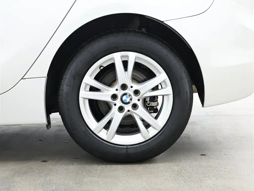 BMW 2 SERIES STATION WAGON