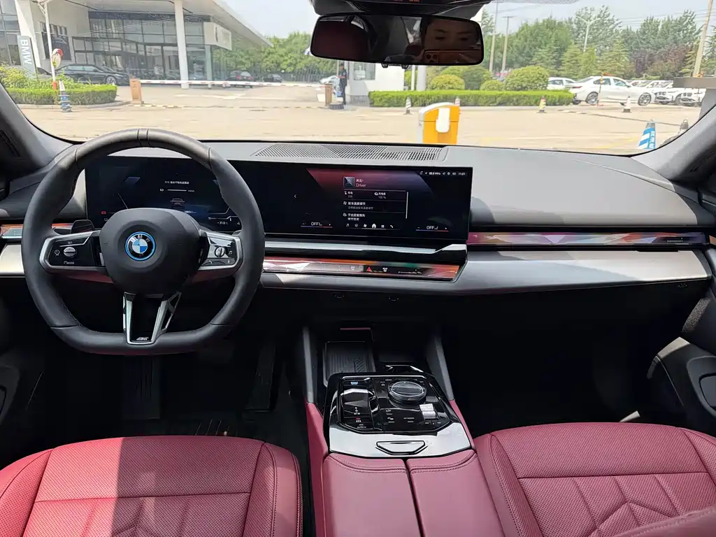 BMW i5 — миниатюра 5