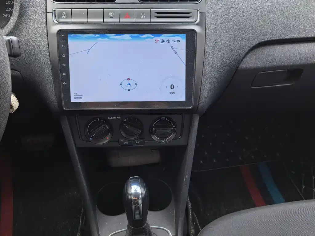 Volkswagen Polo — миниатюра 11