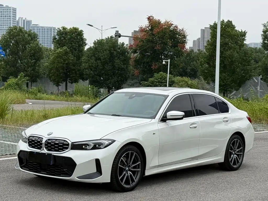 BMW 3 Series — миниатюра 3
