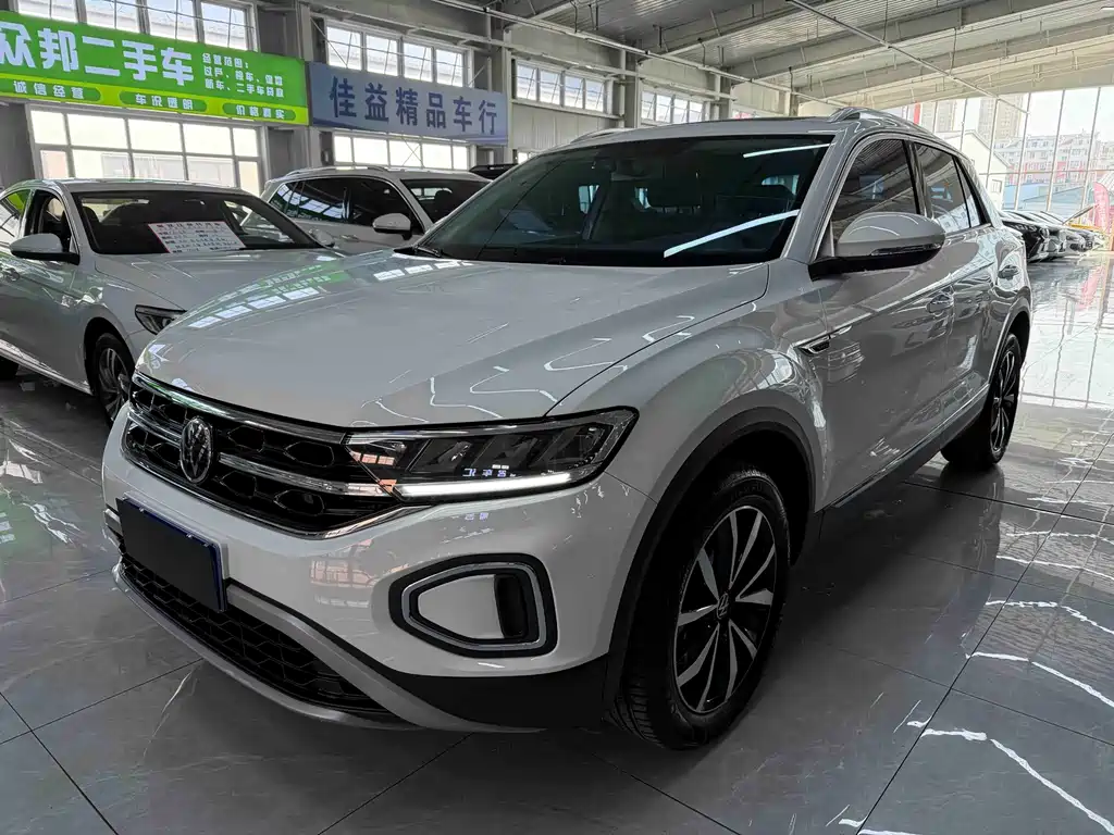Volkswagen T-Roc 2024