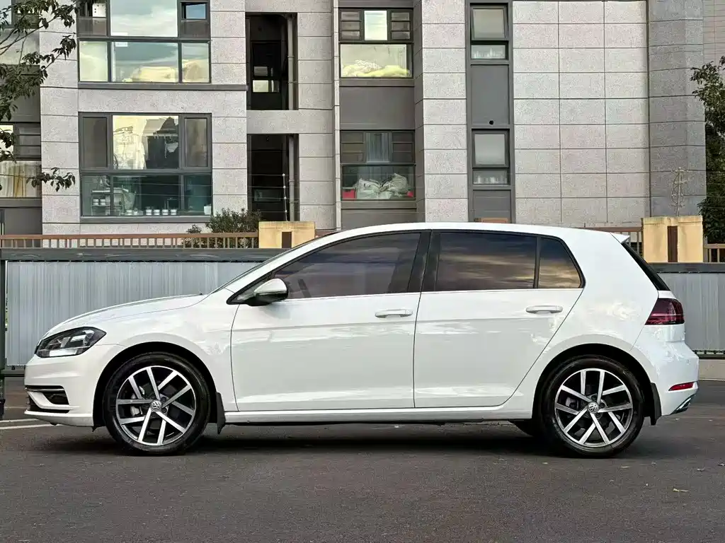 Volkswagen Golf — миниатюра 7