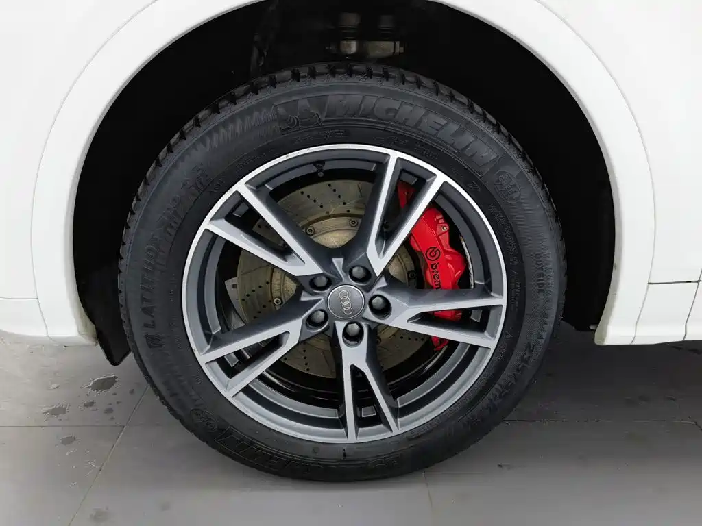 Audi Q5L — миниатюра 17