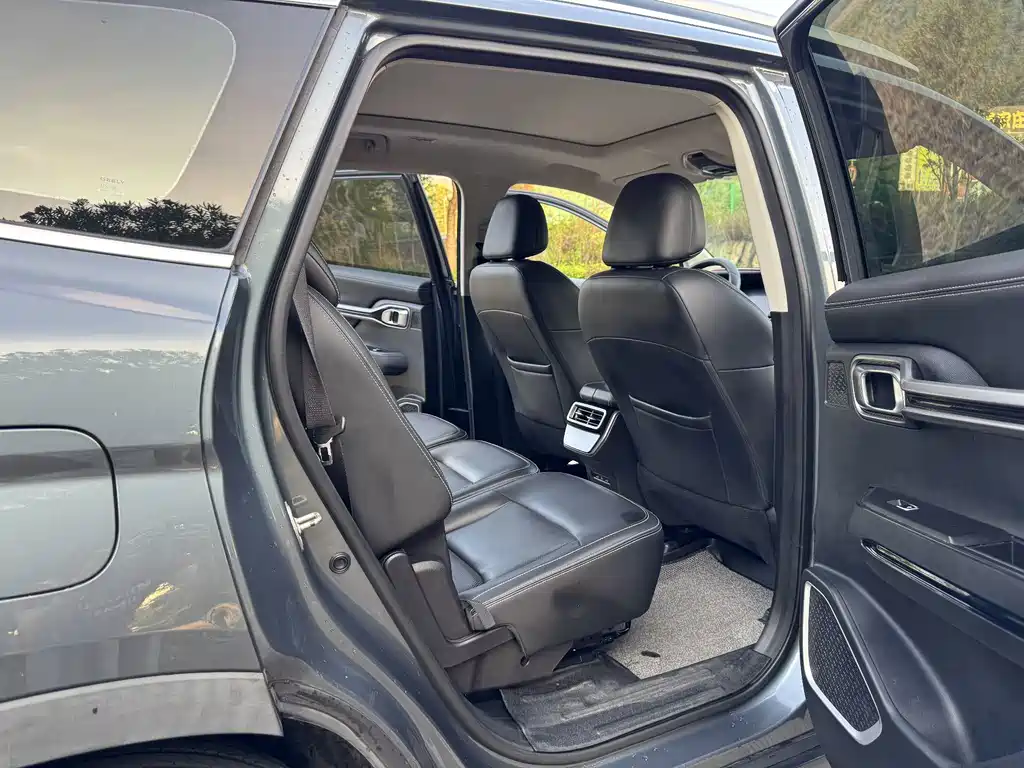 Geely Haoyue — миниатюра 8