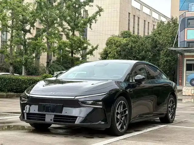 2024 Xpeng P7
