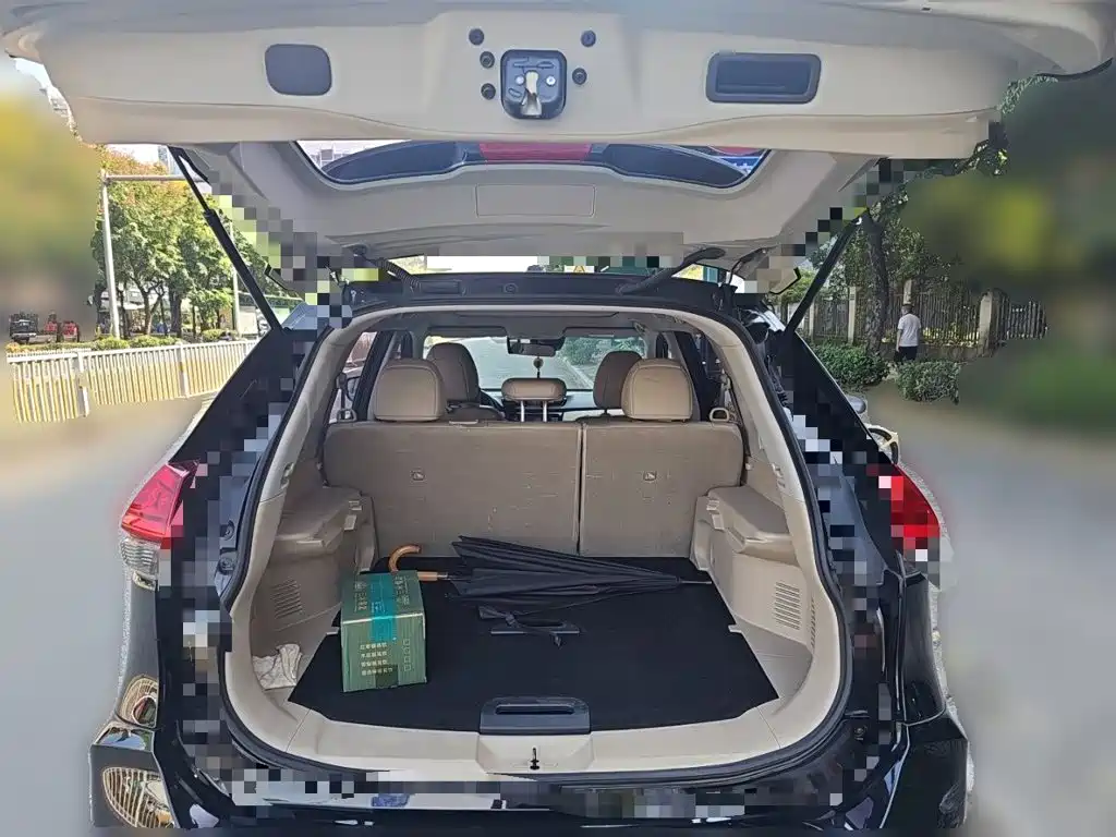 Nissan X-Trail — миниатюра 20
