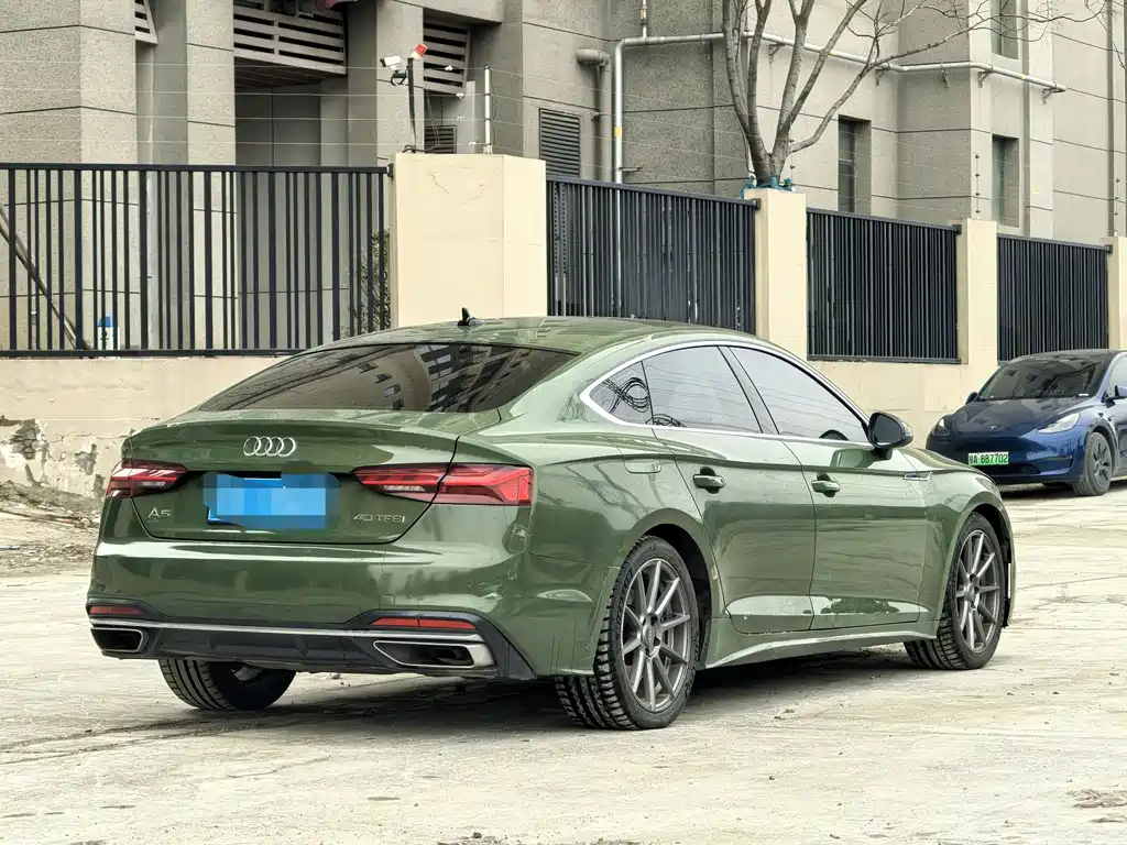 AUDI A5