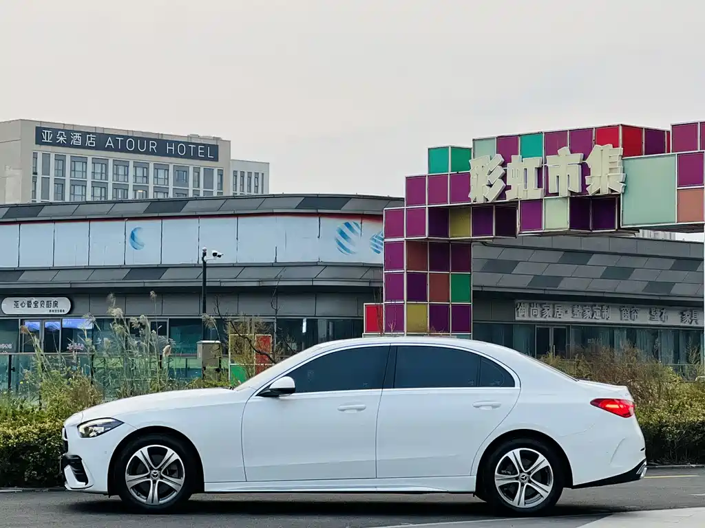MERCEDES-BENZ  C CLASS