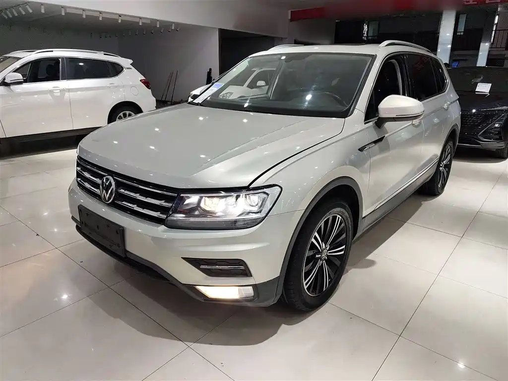 Volkswagen Tiguan L 2021