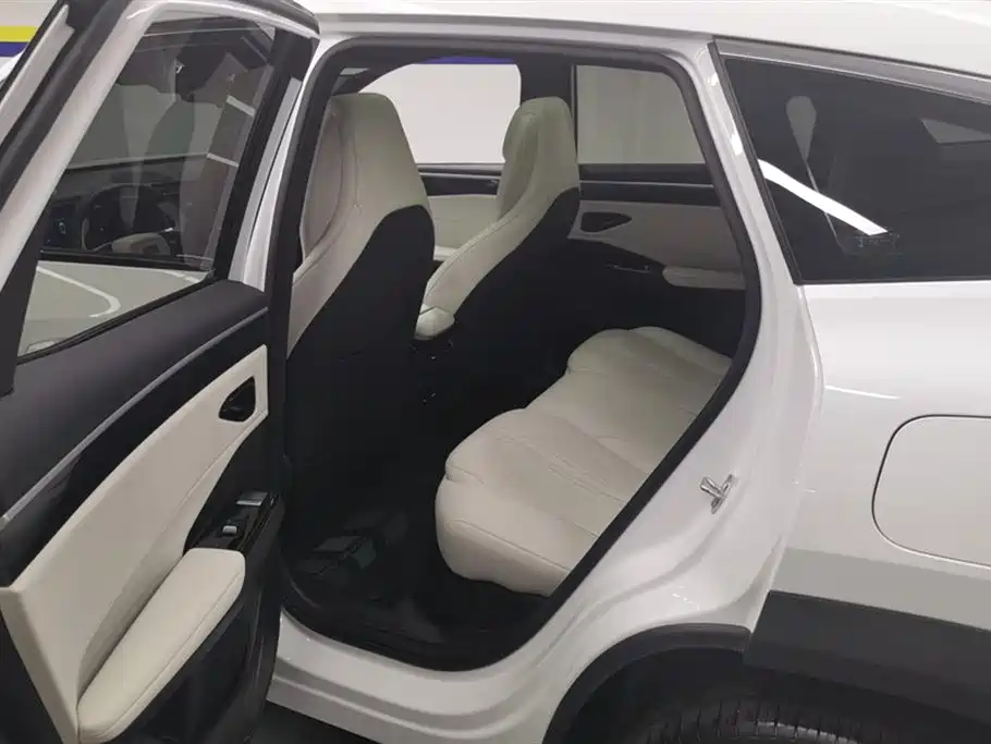 GEELY GALAXY GALAXY L7